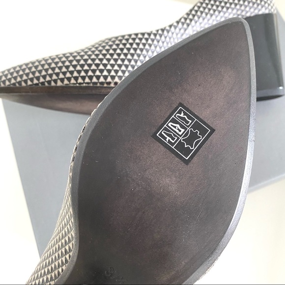 Coclico Jordan Heels - Picture 6 of 9